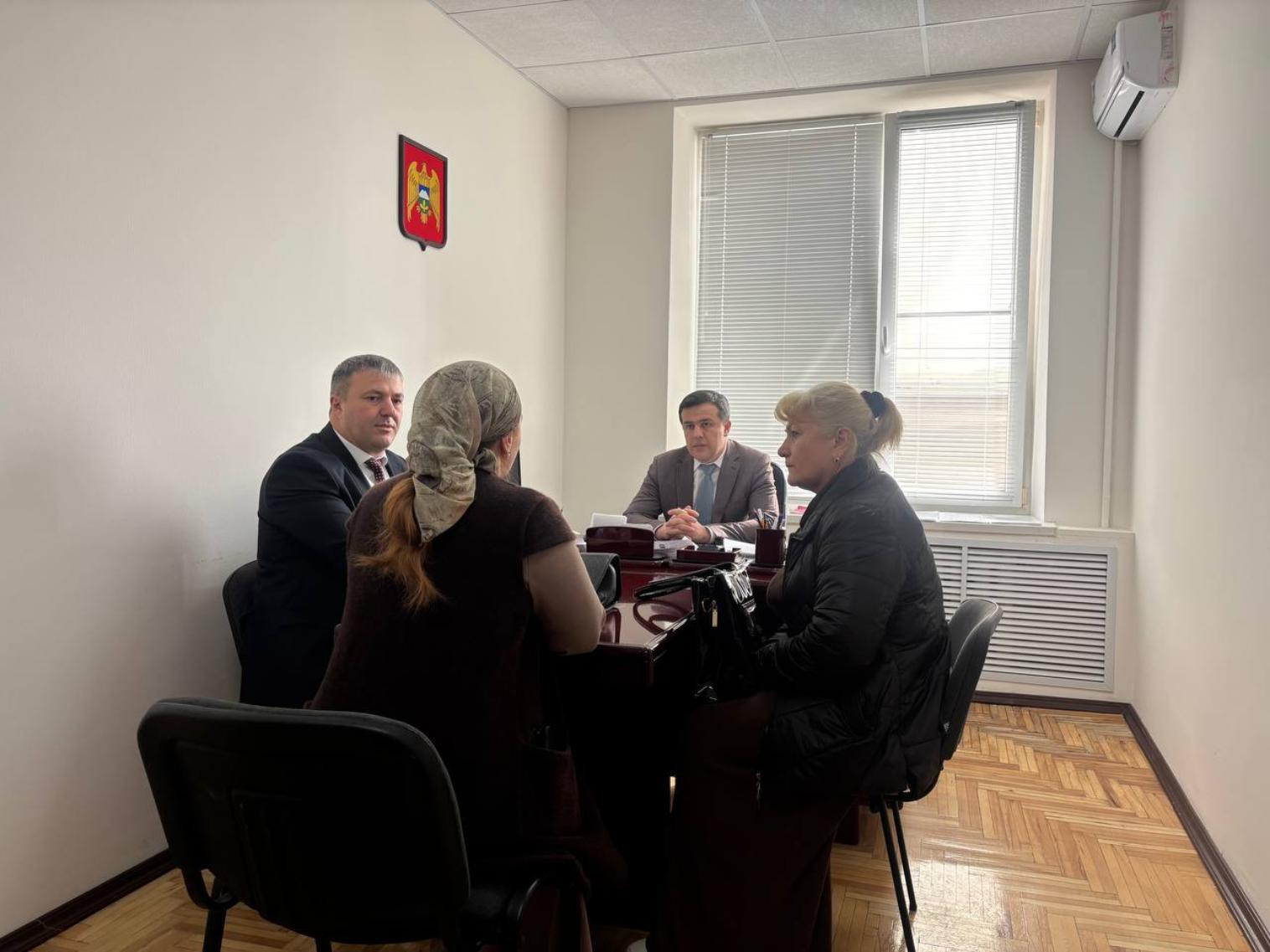 Прием граждан