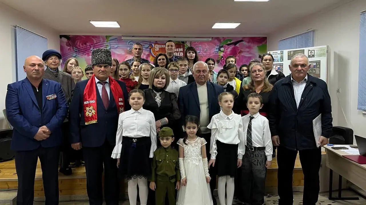 В ДМШ г.Нарткала состоялся праздничный концерт, посвященный Дню Героев Отечества 